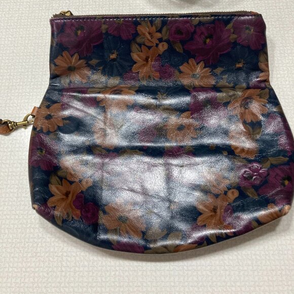 Patricia Nash Peruvian Painting Leather Wristlet/Clutch - Picture 5 of 14
